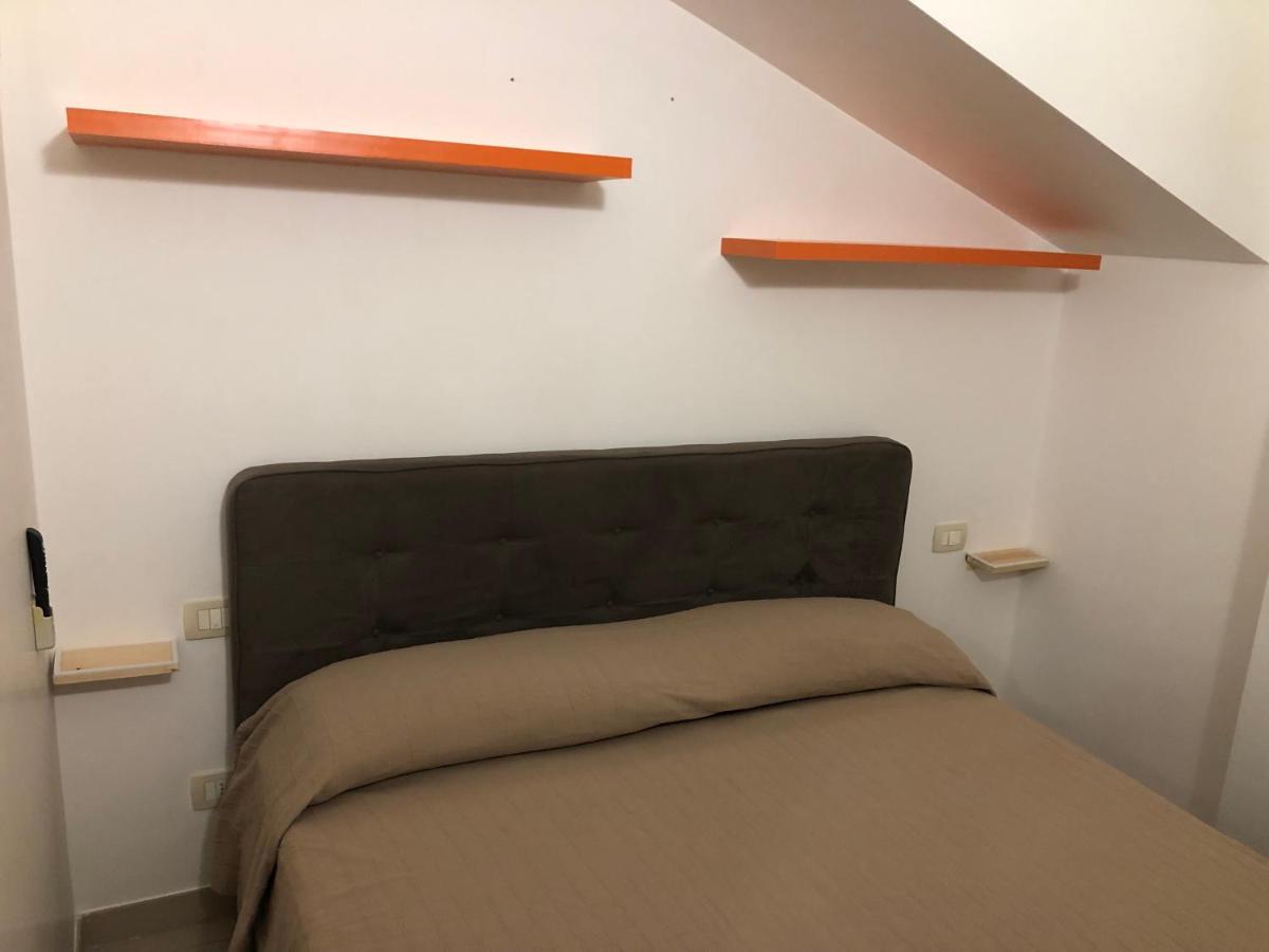 Mansarda Mentana Due Apartment วิตตอเรีย ภายนอก รูปภาพ
